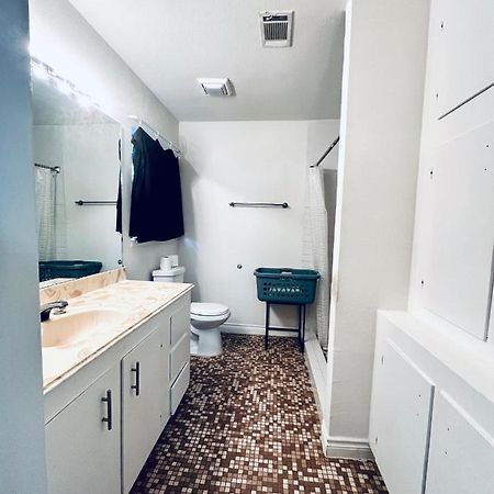 Cozy Private Bed & Bath Near Medical Center, Galleria And Dt Хюстън Екстериор снимка