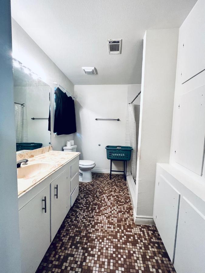 Cozy Private Bed & Bath Near Medical Center, Galleria And Dt Хюстън Екстериор снимка