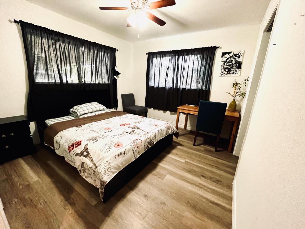 Cozy Private Bed & Bath Near Medical Center, Galleria And Dt Хюстън Екстериор снимка