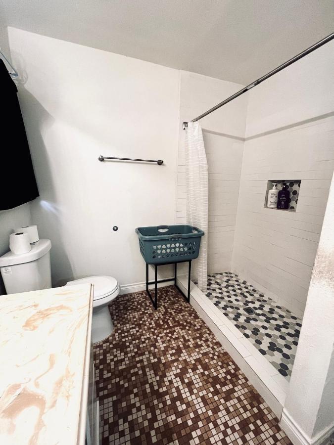 Cozy Private Bed & Bath Near Medical Center, Galleria And Dt Хюстън Екстериор снимка